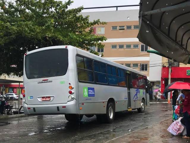 Semob realiza simulação em faixa exclusiva para ônibus neste domingo