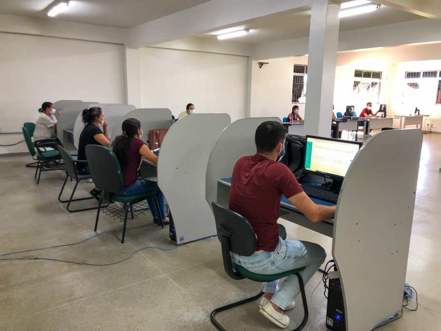 Saúde: Prefeitura dobra número de linhas do Call Center e disponibiliza notificação on-line