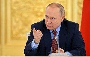URGENTE: Putin põe equipes de armas nucleares em posição de alerta