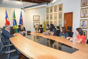 Mulheres evangélicas do Desperta Débora convidam prefeita para comemoração dos 25 anos do projeto no município