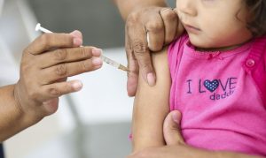 Vacinação contra influenza e sarampo continua para grupos da 2ª etapa