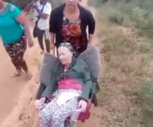 Vídeo: Idosa moradora da zona rural é transportada de ‘galinhota’ por falta de veículo da Prefeitura