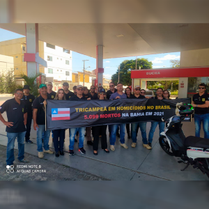 Policiais civis realizam manifestação pacífica em semáforos de Vitória da Conquista