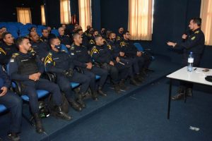 Guarda Municipal participa de curso sobre táticas de abordagem pessoal