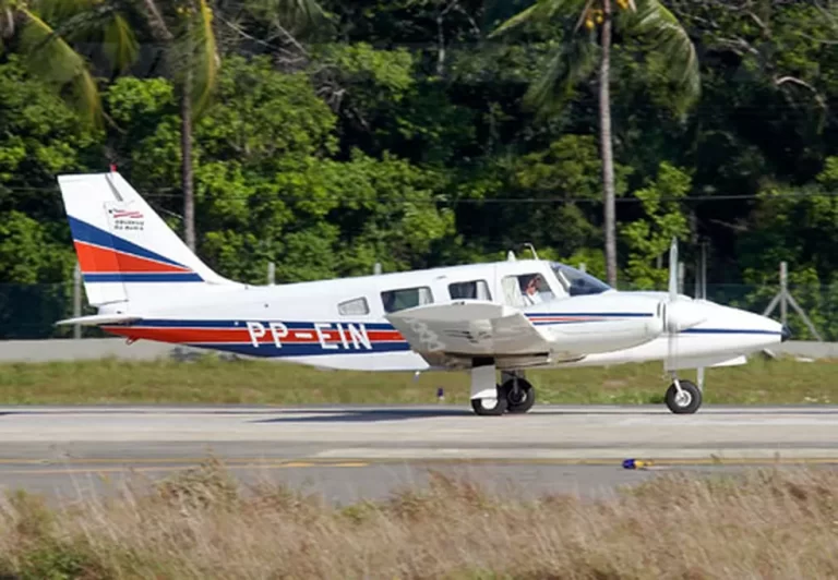 Avião da Casa Militar do Governador da Bahia bate em vegetação após falha mecânica no sudoeste do estado