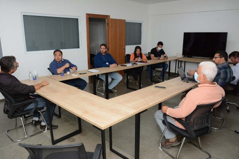 Prefeitura e Embasa definem ações de combate a ligações clandestinas nas redes de esgoto e drenagem