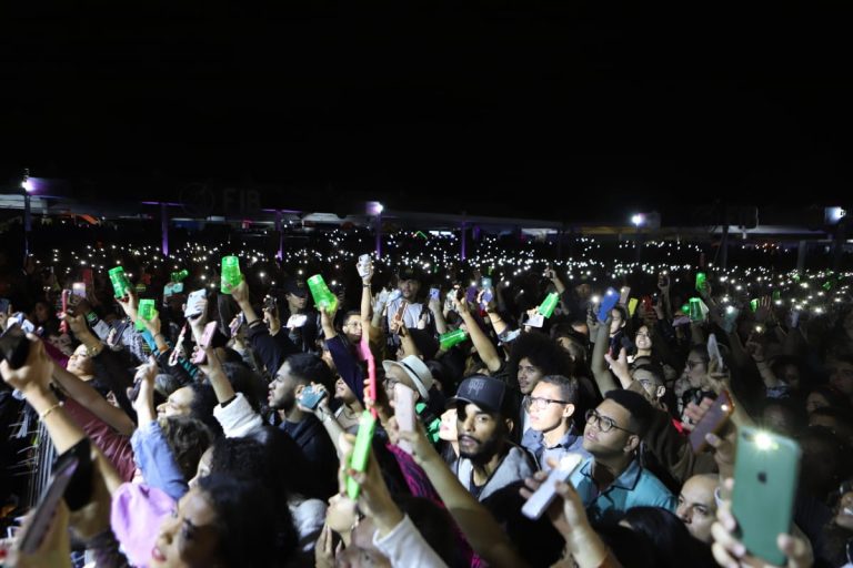 Segunda noite de Festival de Inverno Bahia foi marcada por shows eletrizantes e ingressos esgotados