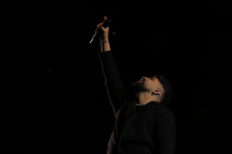 Dilsinho se apresenta pela segunda vez no FIB2022 com muito romantismo