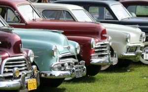 8º Encontro de Carros Antigos acontece em  Vitória da Conquista
