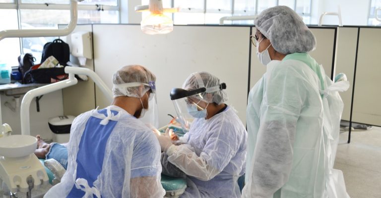 UESB: Clínicas-escola atende comunidade de Vitória da Conquista e região