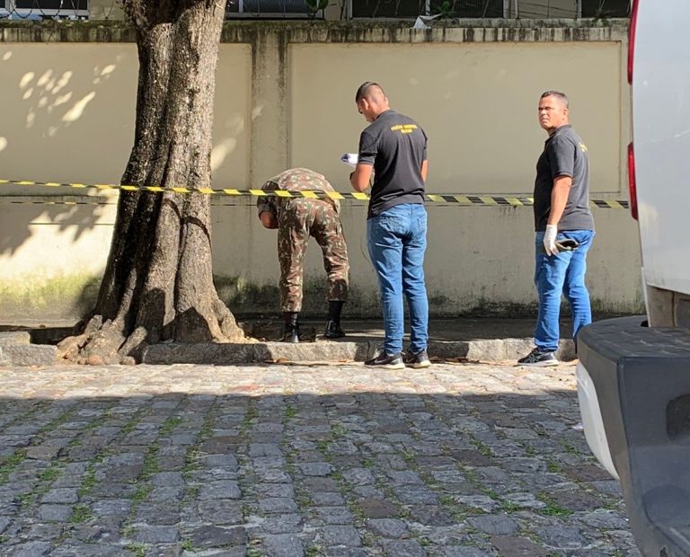 Ex-soldado invade quartel do Exército na Mouraria, atira e mata subtenente