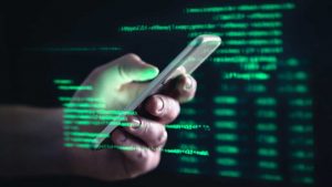 “Mão Fantasma”: Novo golpe limpa saldo de contas utilizando “atualização” de apps de bancos, saiba como funciona