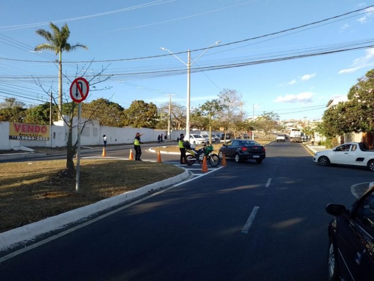 Prefeitura promove mudanças permanentes no trânsito da Avenida Rosa Cruz
