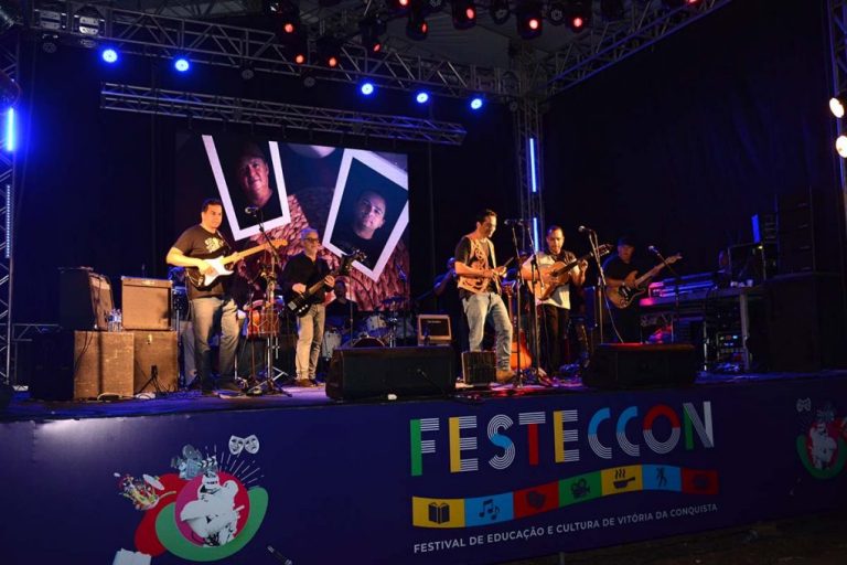 1º Festeccon: estrutura, exposições e show animam público no primeiro dia de festival