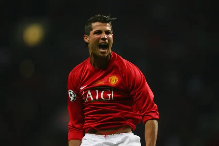 Flamengo faz consulta sobre Cristiano Ronaldo, diz Revista Veja