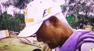 Vídeo: Idoso chora após casa ser demolida no ‘Vila Elisa’ em reintegração de posse
