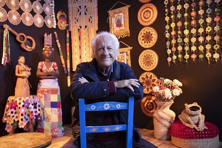 Morre aos 86 anos Rolando Boldrin, cantor e ator
