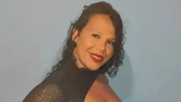 Mulher tenta fazer ‘selfie’ com arma e morre após disparo acidental