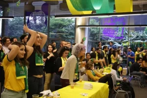 Governo altera expediente nos órgãos estaduais em dias de jogos do Brasil