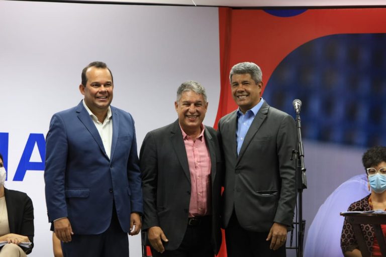 Jerônimo apresenta mais oito nomes do novo Governo