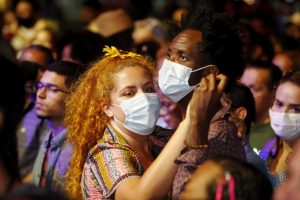 Governo publica decreto que flexibiliza medidas contra a COVID-19, visitas a hospitais voltam a ser liberadas