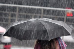 Chuva começa a diminuir em Vitória da Conquista e cidade sai do alerta laranja