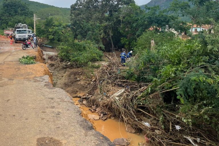 Clima chuvoso deve continuar até a próxima semana, confira previsão
