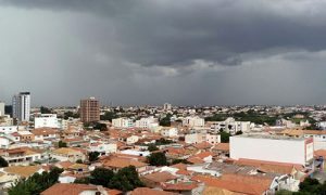 Virada do ano tem previsão de chuva em quase todo o Brasil, confira Vitória da Conquista