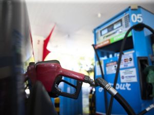 Em Vitória da Conquista gasolina varia entre R$ 5,39 a R$ 6,91, mesmo mantida a desoneração dos combustíveis