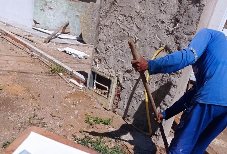 Embasa descobre ligações clandestinas em condomínio de alto padrão de Vitória da Conquista