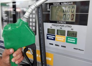 Operação detecta irregularidades na venda de combustíveis em Vitória da Conquista