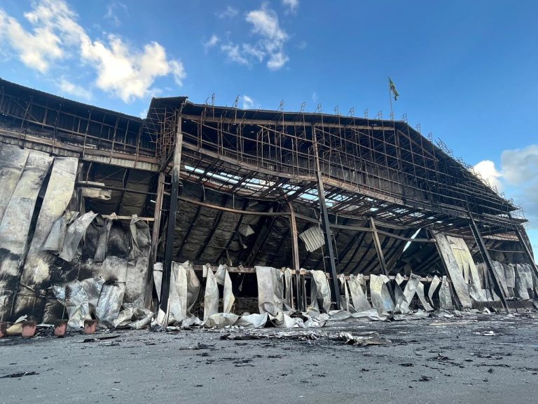 Havan de Vitória da Conquista (BA) inicia reconstrução após um incêndio