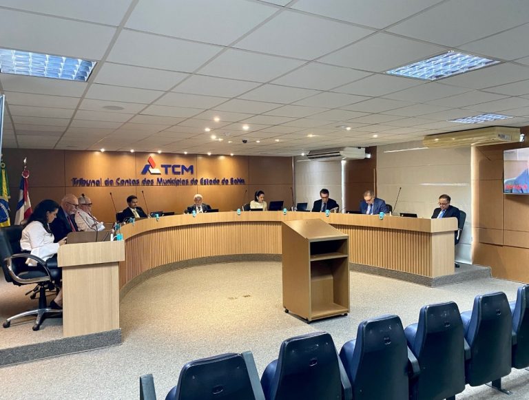 TCM aponta irregularidades no transporte escolar fornecido pela Prefeitura de Vitória da Conquista