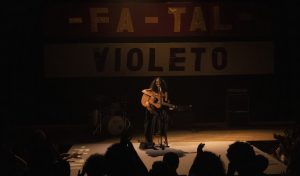 Veja novas fotos de “Meu Nome é Gal”, com Sophie Charlotte, longa tem nova data de estreia nos Cinemas