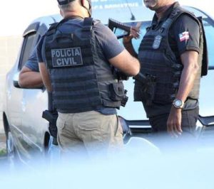Homem acusado de ameaçar mulheres é preso pela Polícia Civil de Vitória da Conquista