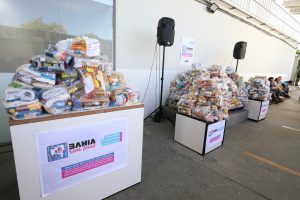 Unidades escolares na Bahia arrecadam mais de 90 toneladas de alimentos para a campanha Bahia Sem Fome