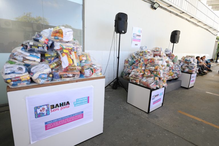 Unidades escolares na Bahia arrecadam mais de 90 toneladas de alimentos para a campanha Bahia Sem Fome