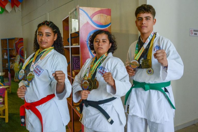 Atletas conquistenses brilham na primeira etapa do Brasileirão de Karatê