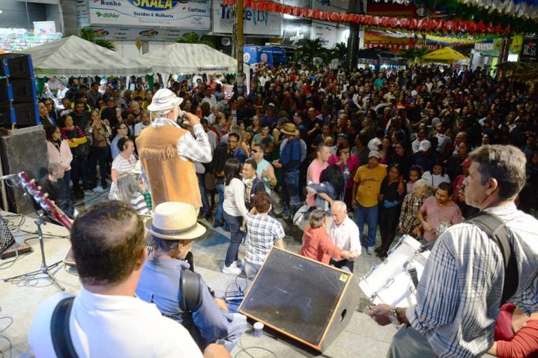 Vila Junina abre oficialmente o São João em Vitória da Conquista