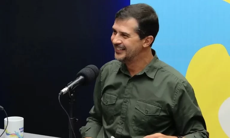 ‘Eu queria matar aula’, revela Sodake sobre o começo da carreira