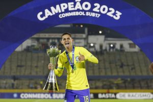 Conquistense Luiz Gustavo, o ‘Bahia’, é joia do Corinthians e da seleção brasileira