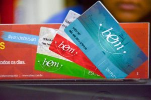 Atuv convoca estudantes para fazerem a substituição dos bilhetes do transporte público municipal