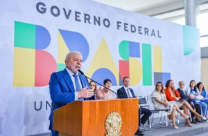 Pesquisa aponta aumento da aprovação do governo federal e de Lula em 200 dias