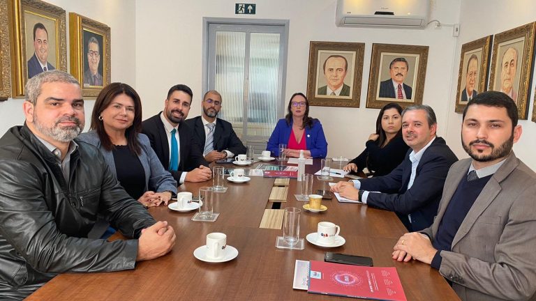 OAB Conquista se reúne com advogados do CEASA da Av. Juracy Magalhães para encaminhar proposta de diálogo entre as partes