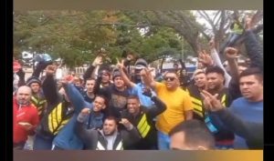 Motociclistas fazem manifestação cobrando mais segurança e redução do furto de motos