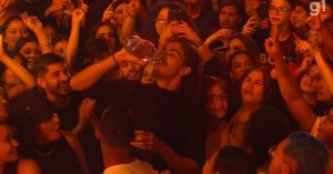 FIB 2023: Fã de Nattan passa mal após ‘desafio da Vodka’. “Nunca vi isso na minha vida”, diz artista