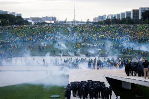 PF prende cúpula da PM do DF sob acusação de omissão no 8 de janeiro
