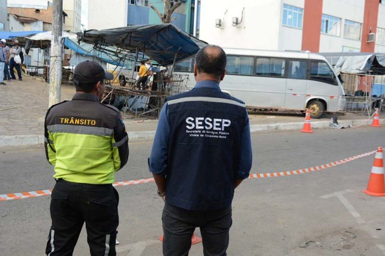 Tragédia Ceasa: Prefeitura diz que micro-ônibus estava com alvará em dia; Polícia vai investigar sinistro