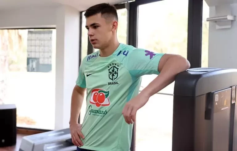 Luxemburgo chama jogador conquistense Bahia, joia do Sub-17