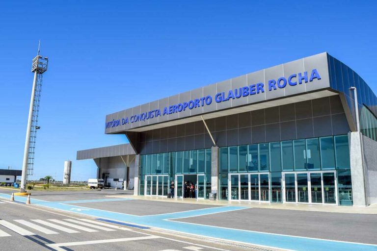 Aeroporto de Vitória da Conquista retoma conectividade direta com Salvador pela Azul